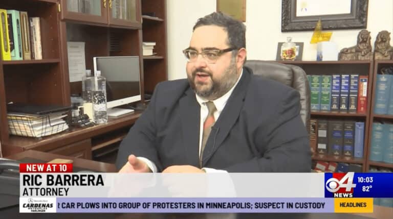 Texas Governor Abbott Plans to Build a Border Wall - Ric Barrera